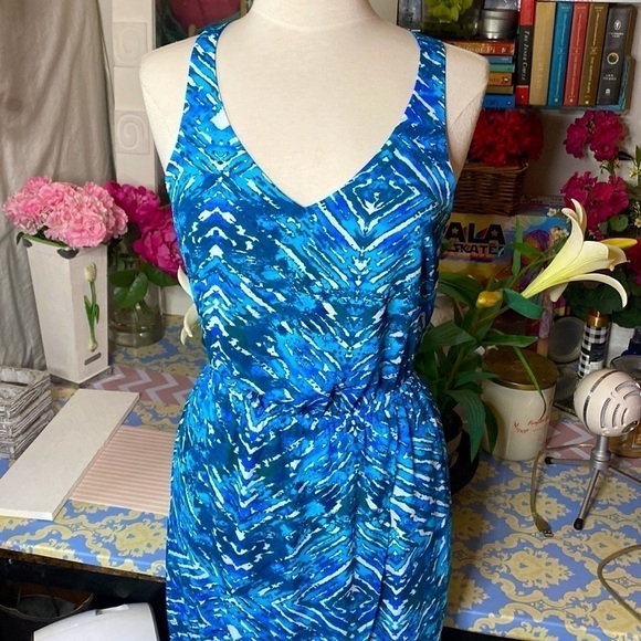🌷 Forever 21🌷 Beautiful Blue Open Cut Out Back Sleeveless Dress - Picture 5 of 10